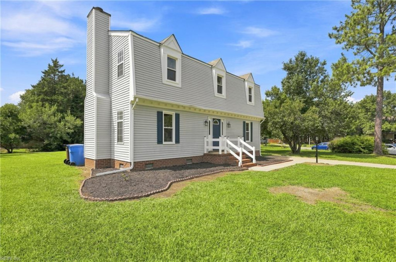 Photo 18 of 43 residential for sale in Chesapeake virginia