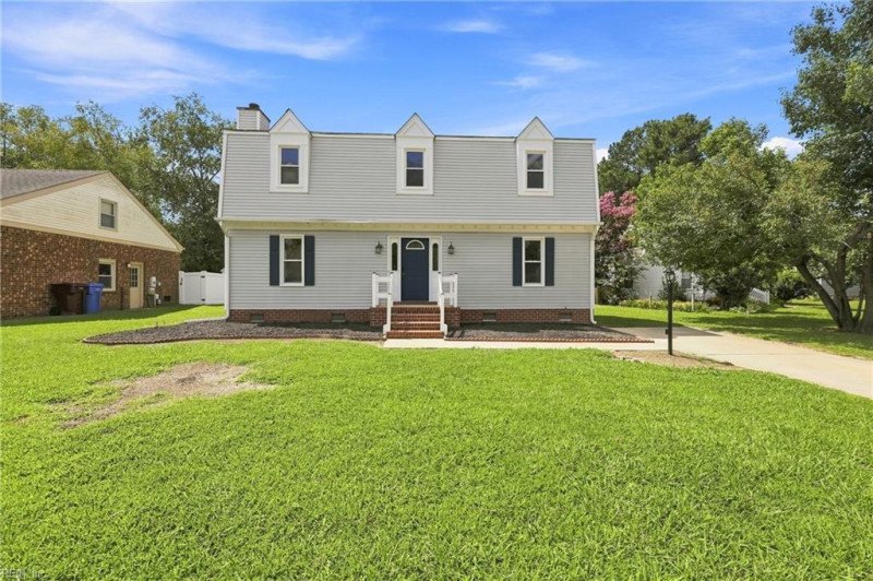 Photo 2 of 43 residential for sale in Chesapeake virginia