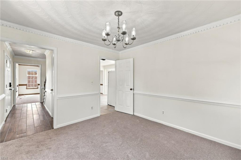 Photo 24 of 43 residential for sale in Chesapeake virginia