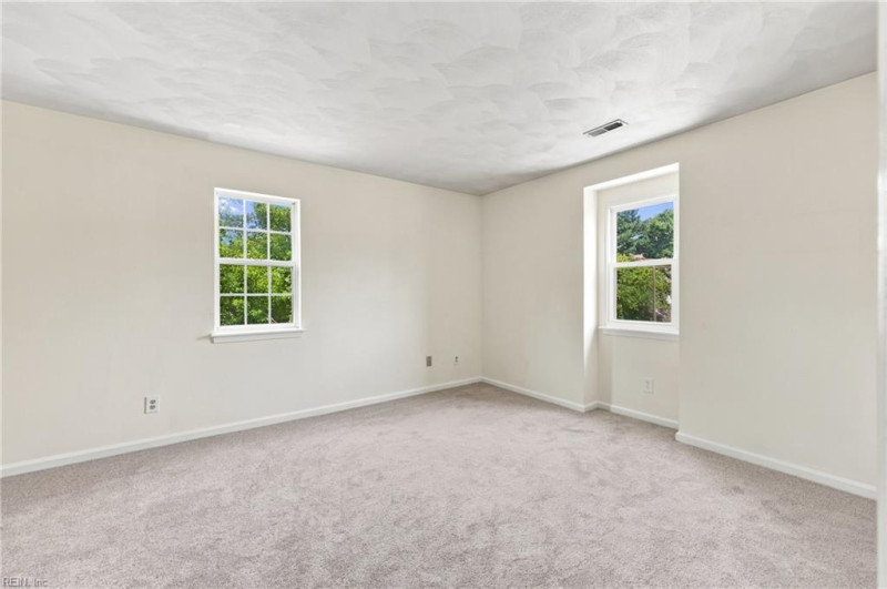 Photo 42 of 43 residential for sale in Chesapeake virginia