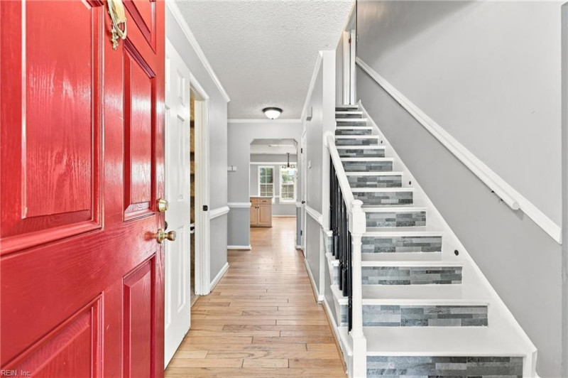 Photo 5 of 50 residential for sale in Virginia Beach virginia