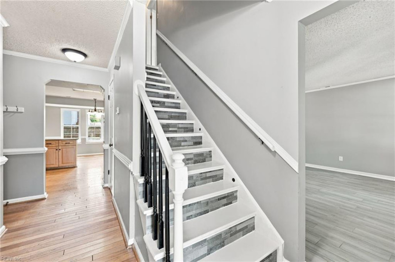 Photo 7 of 50 residential for sale in Virginia Beach virginia