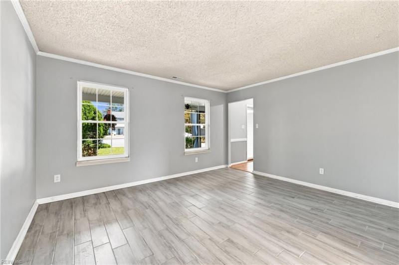 Photo 9 of 50 residential for sale in Virginia Beach virginia