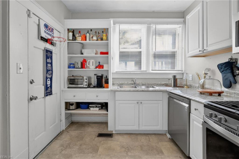 Photo 17 of 47 residential for sale in Norfolk virginia Photo 17 of 47 residential for sale in Norfolk virginia