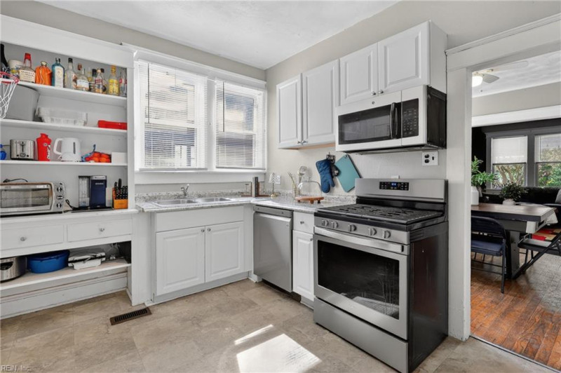 Photo 18 of 47 residential for sale in Norfolk virginia Photo 18 of 47 residential for sale in Norfolk virginia