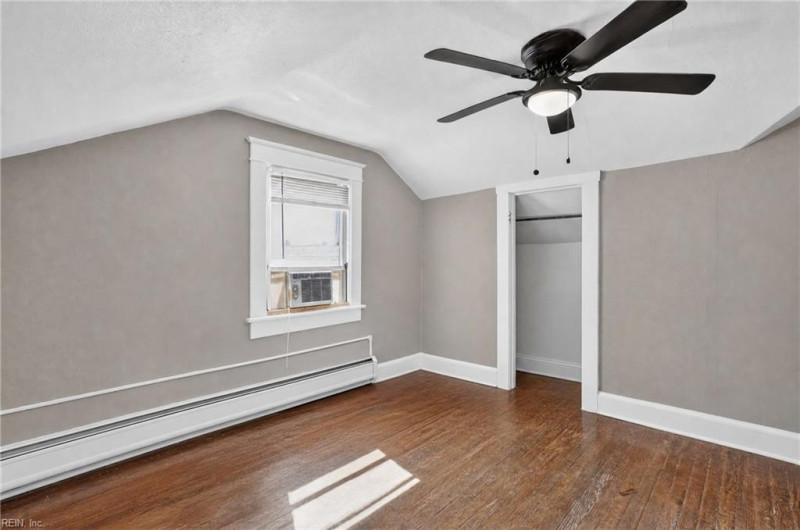 Photo 41 of 47 residential for sale in Norfolk virginia Photo 41 of 47 residential for sale in Norfolk virginia