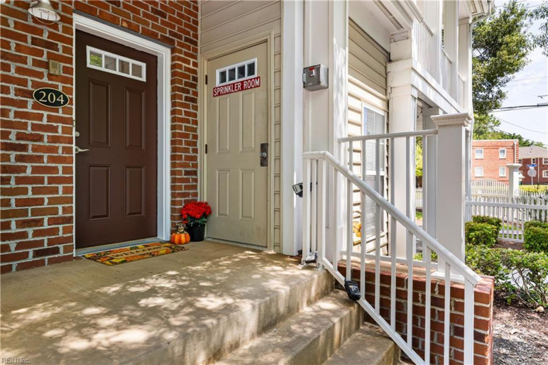 Photo 36 of 44 residential for sale in Norfolk virginia Photo 36 of 44 residential for sale in Norfolk virginia