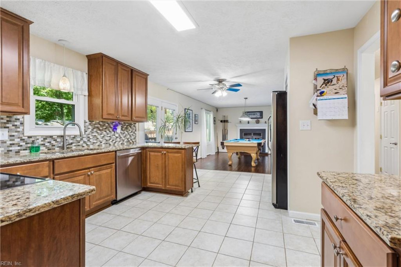 Photo 12 of 50 residential for sale in Newport News virginia