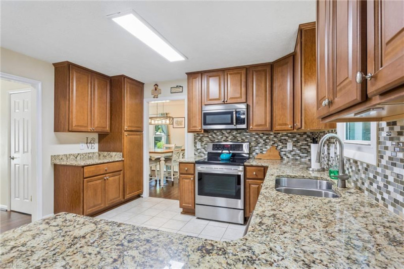 Photo 15 of 50 residential for sale in Newport News virginia