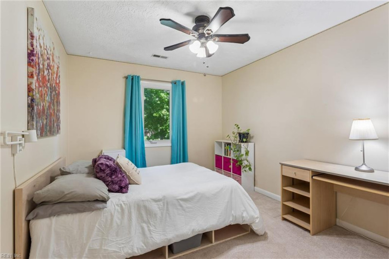 Photo 33 of 50 residential for sale in Newport News virginia