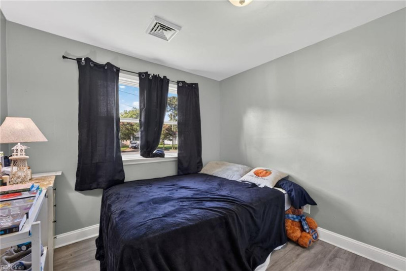 Photo 12 of 26 residential for sale in Norfolk virginia