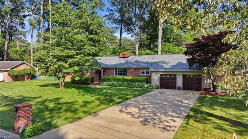Photo 2 of 49 residential for sale in Virginia Beach virginia