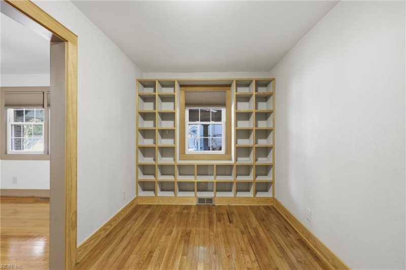 Photo 28 of 49 residential for sale in Virginia Beach virginia