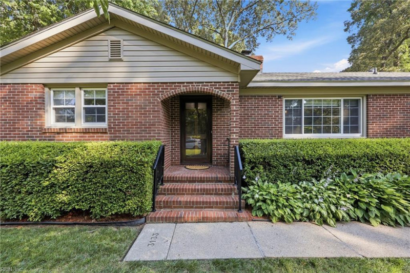 Photo 6 of 49 residential for sale in Virginia Beach virginia