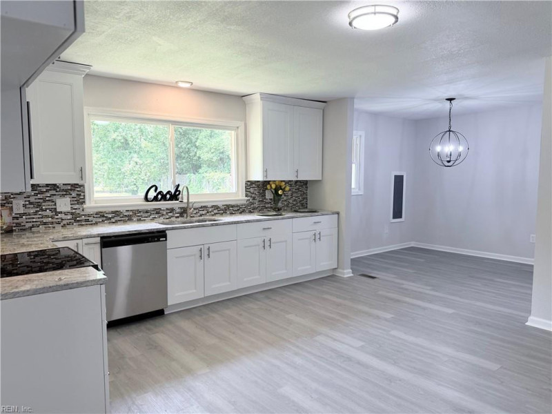 Photo 7 of 36 residential for sale in Hampton virginia Photo 7 of 36 residential for sale in Hampton virginia