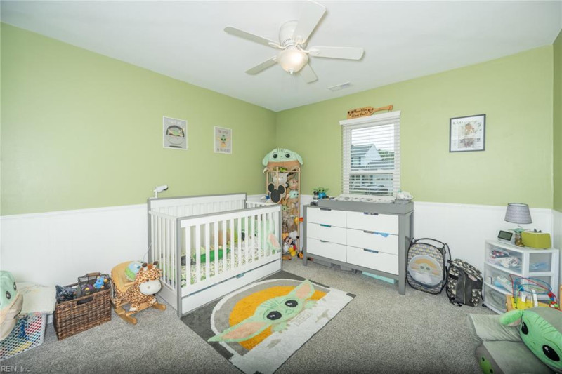Photo 17 of 27 residential for sale in Chesapeake virginia