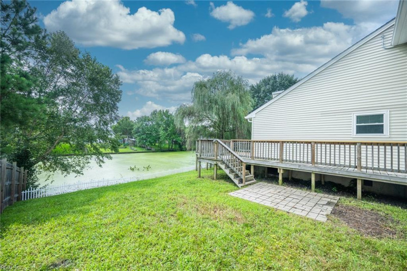 Photo 4 of 27 residential for sale in Chesapeake virginia