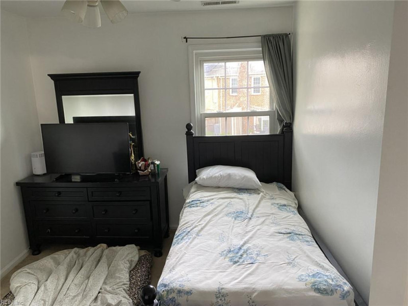 Photo 8 of 12 residential for sale in Virginia Beach virginia