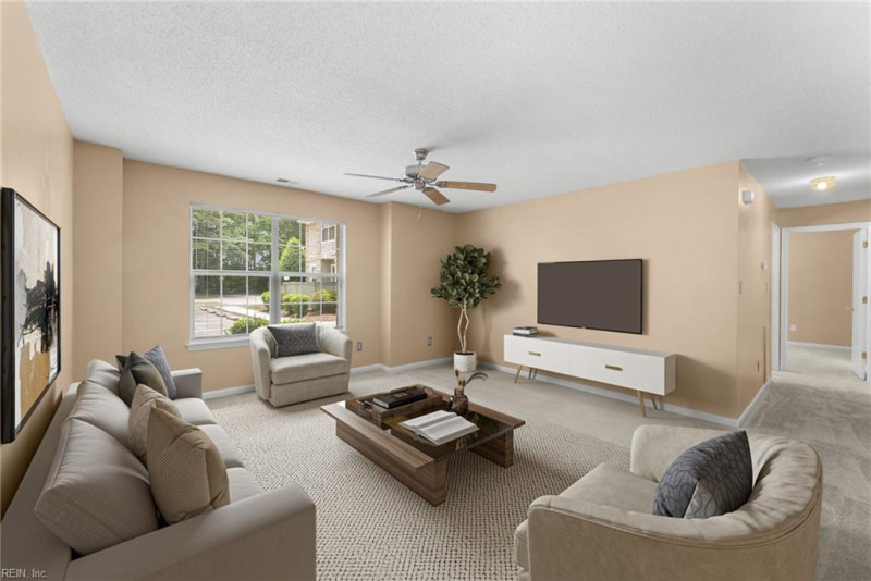 Photo 4 of 26 residential for sale in Chesapeake virginia