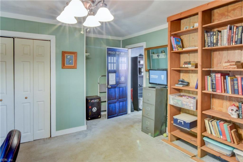 Photo 23 of 45 residential for sale in Chesapeake virginia