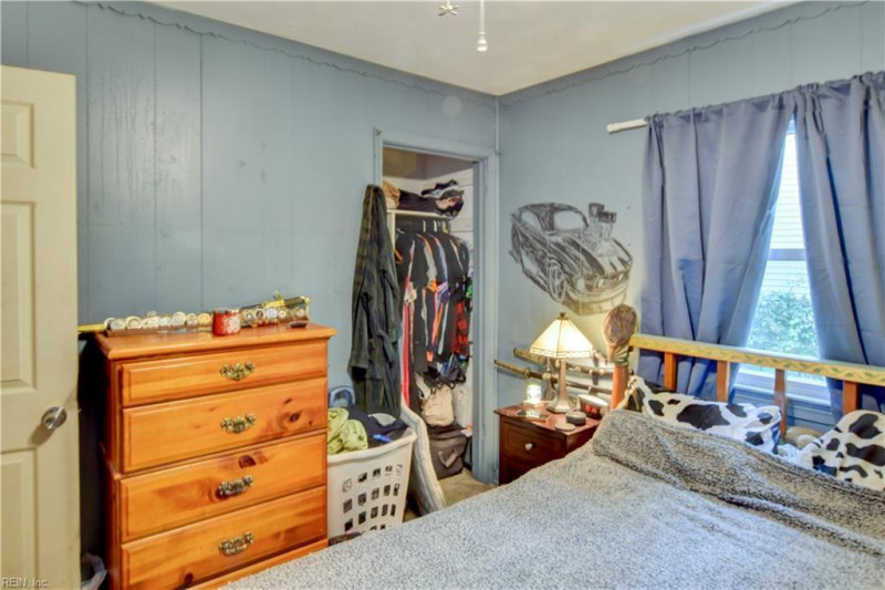 Photo 29 of 45 residential for sale in Chesapeake virginia