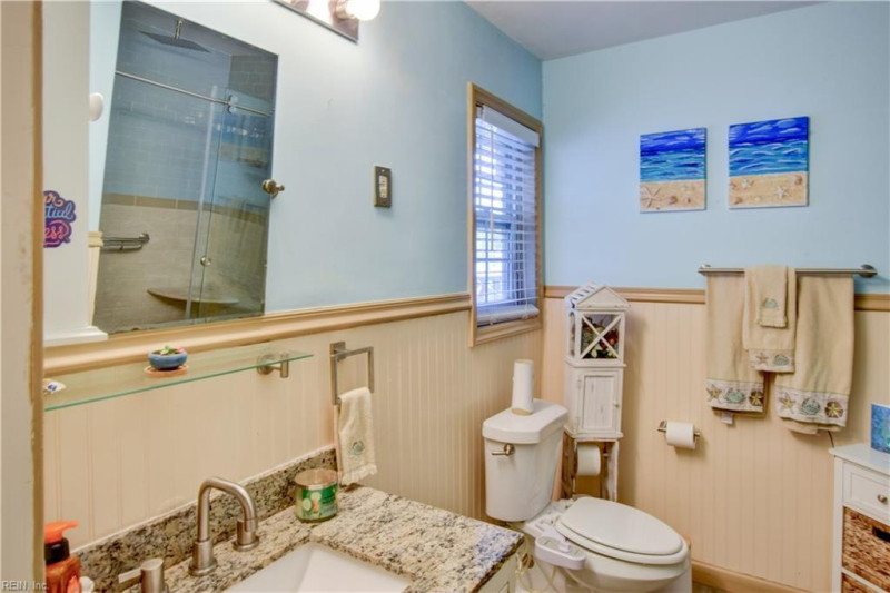 Photo 30 of 45 residential for sale in Chesapeake virginia