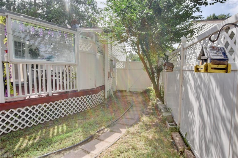 Photo 41 of 45 residential for sale in Chesapeake virginia