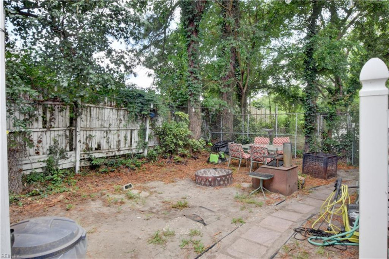 Photo 43 of 45 residential for sale in Chesapeake virginia