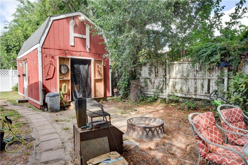 Photo 44 of 45 residential for sale in Chesapeake virginia