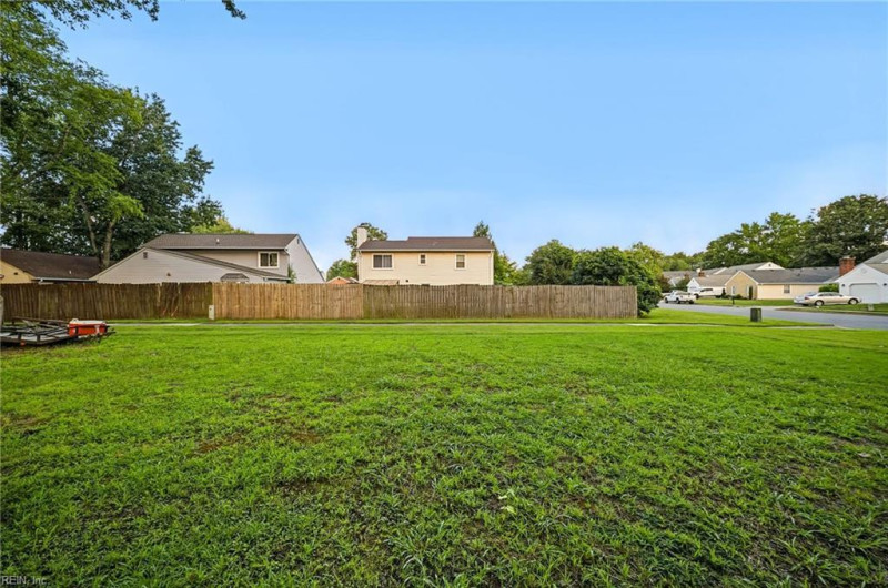Photo 32 of 35 residential for sale in Chesapeake virginia Photo 32 of 35 residential for sale in Chesapeake virginia