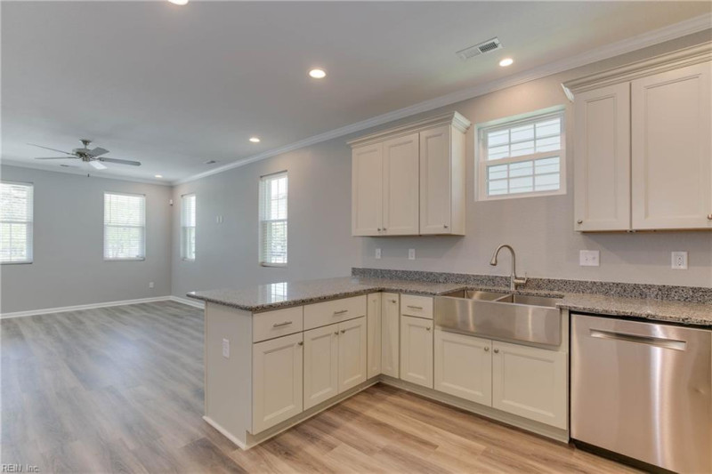 Photo 13 of 36 residential for sale in Norfolk virginia Photo 13 of 36 residential for sale in Norfolk virginia
