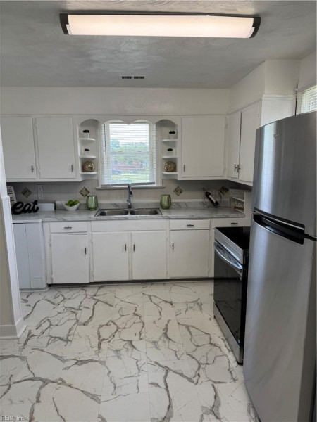 Photo 2 of 6 residential for sale in Norfolk virginia Photo 2 of 6 residential for sale in Norfolk virginia
