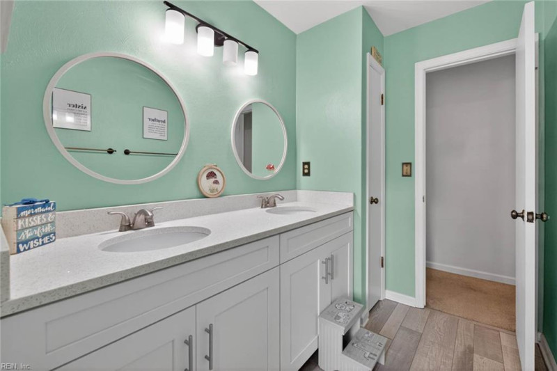 Photo 20 of 35 residential for sale in Virginia Beach virginia