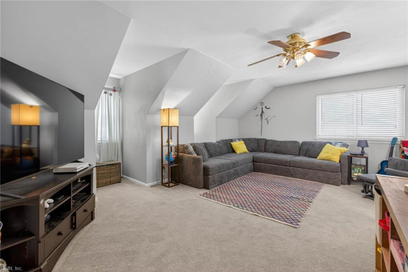 Photo 23 of 35 residential for sale in Virginia Beach virginia