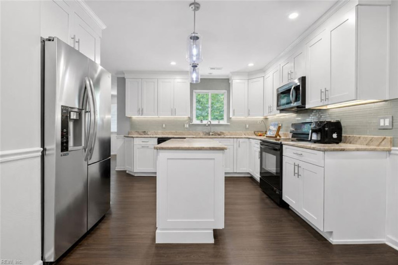 Photo 6 of 35 residential for sale in Virginia Beach virginia