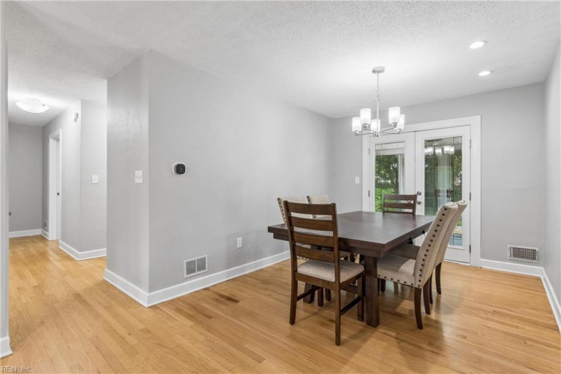 Photo 11 of 47 residential for sale in Norfolk virginia Photo 11 of 47 residential for sale in Norfolk virginia