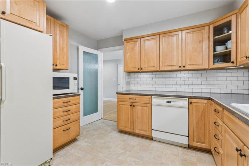Photo 24 of 47 residential for sale in Norfolk virginia Photo 24 of 47 residential for sale in Norfolk virginia