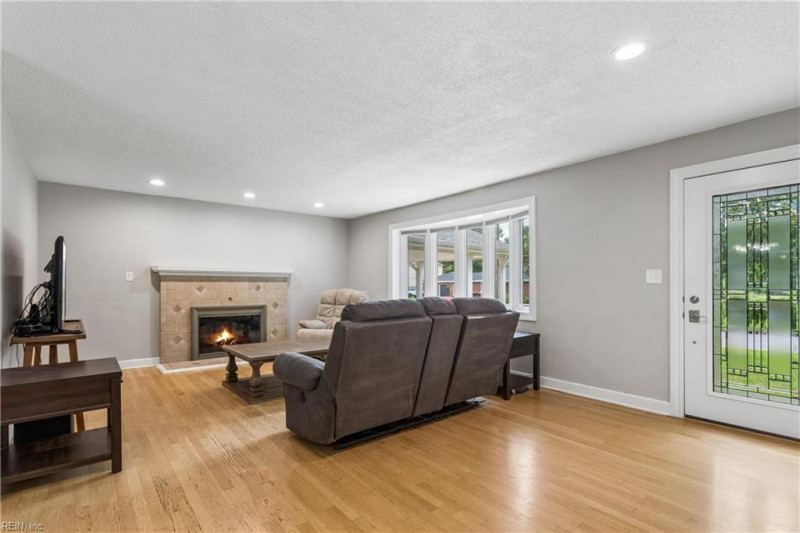 Photo 7 of 47 residential for sale in Norfolk virginia Photo 7 of 47 residential for sale in Norfolk virginia