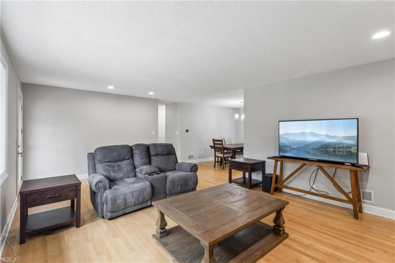 Photo 9 of 47 residential for sale in Norfolk virginia Photo 9 of 47 residential for sale in Norfolk virginia