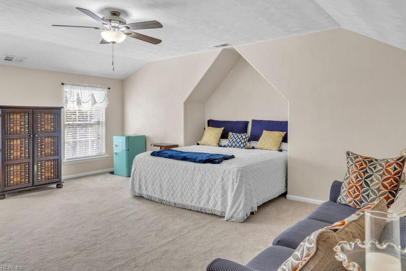 Photo 27 of 35 residential for sale in Chesapeake virginia