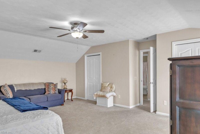Photo 29 of 35 residential for sale in Chesapeake virginia