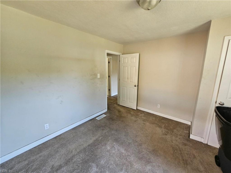 Photo 8 of 16 residential for sale in Portsmouth virginia Photo 8 of 16 residential for sale in Portsmouth virginia