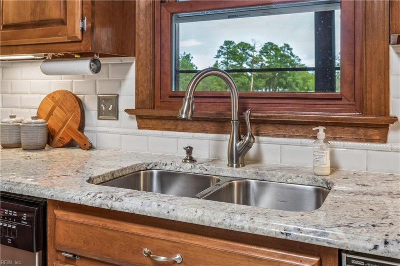 Photo 15 of 49 residential for sale in Poquoson virginia