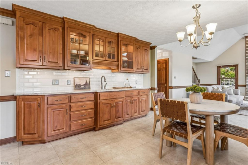 Photo 17 of 49 residential for sale in Poquoson virginia