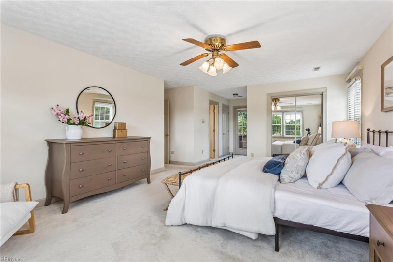 Photo 27 of 49 residential for sale in Poquoson virginia