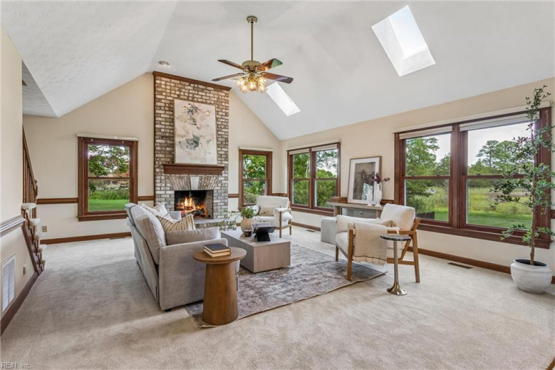 Photo 6 of 49 residential for sale in Poquoson virginia