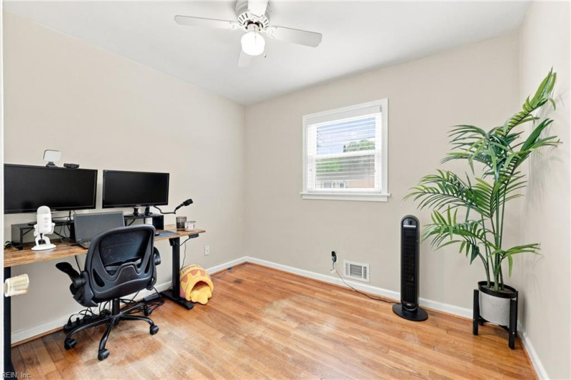Photo 15 of 23 residential for sale in Portsmouth virginia Photo 15 of 23 residential for sale in Portsmouth virginia