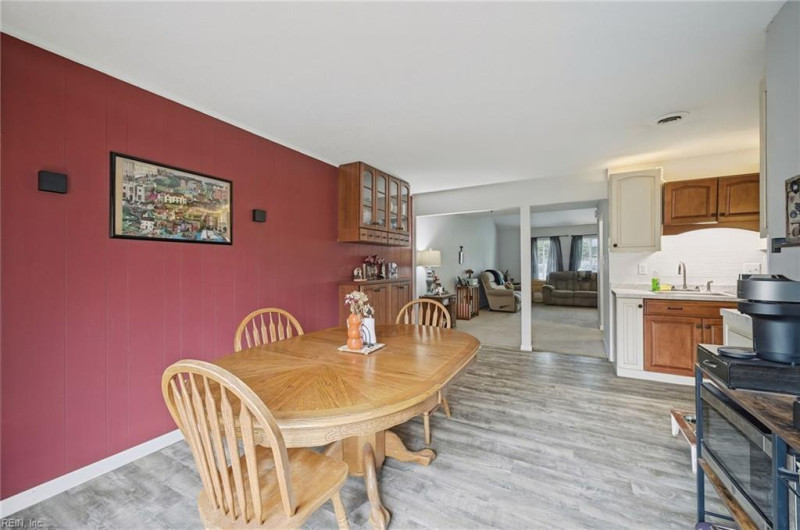 Photo 11 of 26 residential for sale in Virginia Beach virginia