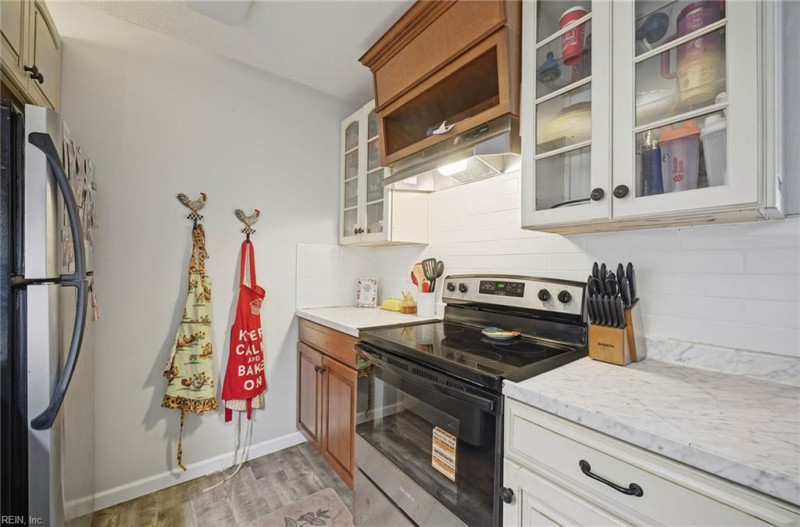 Photo 15 of 26 residential for sale in Virginia Beach virginia