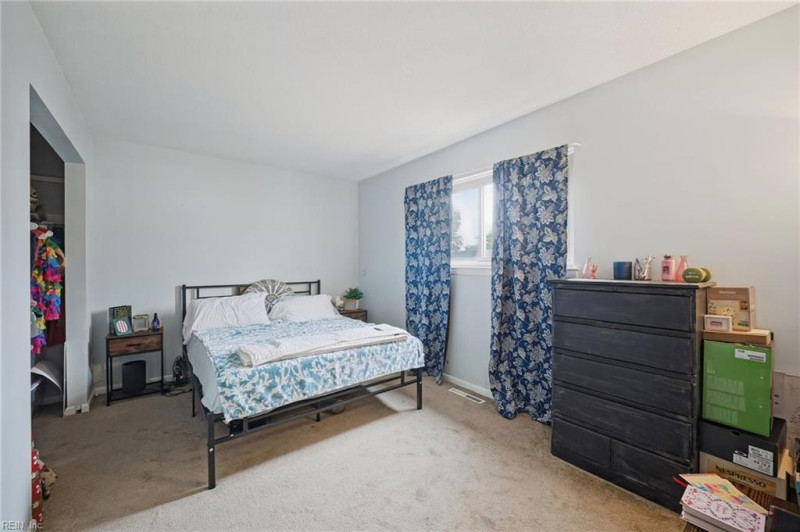 Photo 16 of 26 residential for sale in Virginia Beach virginia